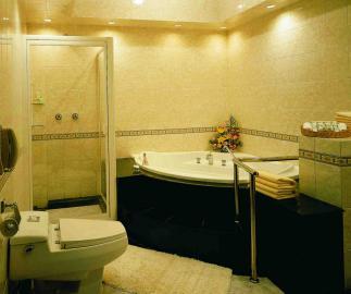 Jianguo Hotel 4*