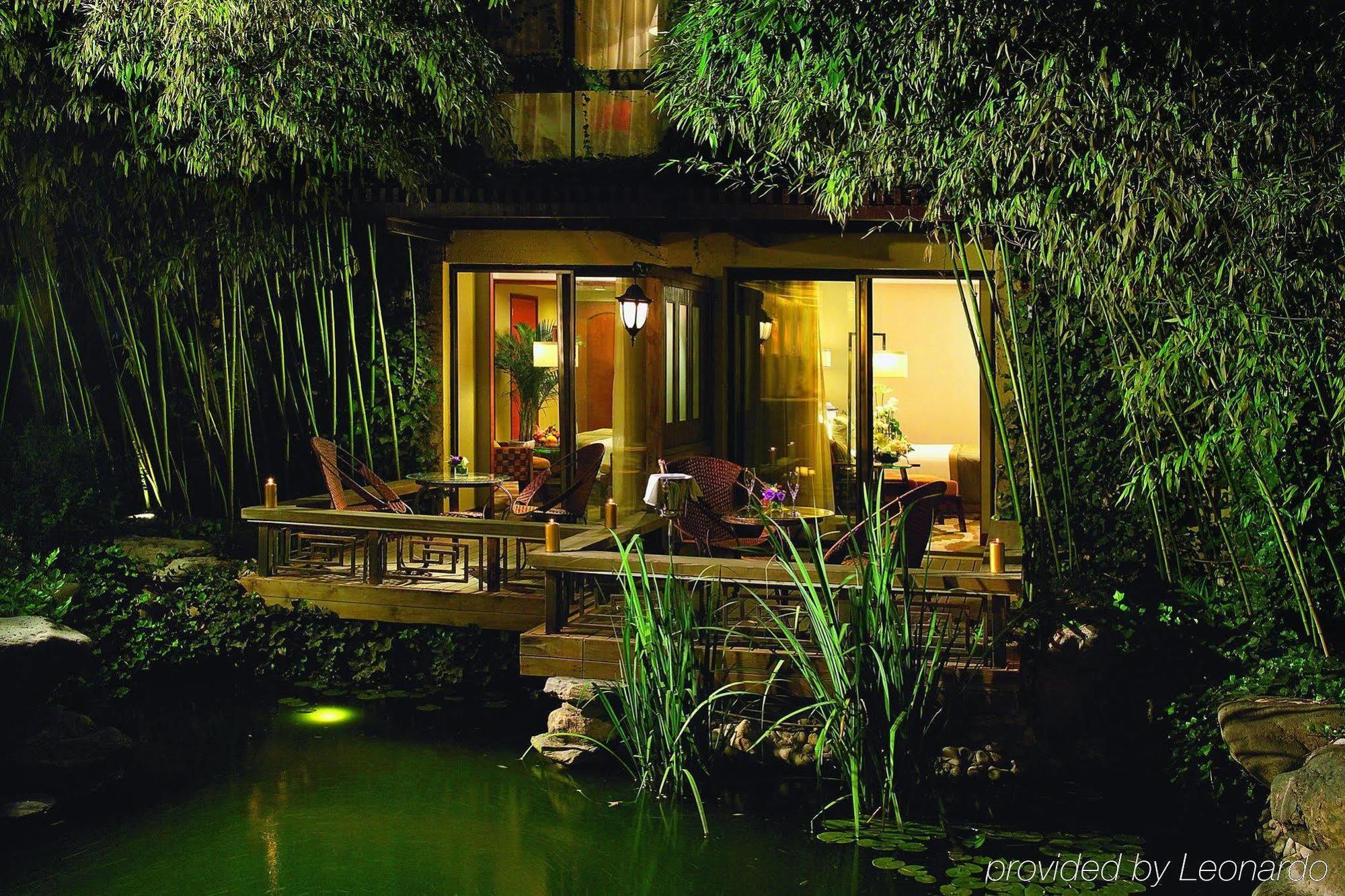 Jianguo Hotel