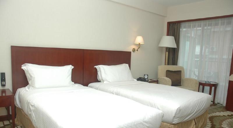 Hotel Jianguo 4*